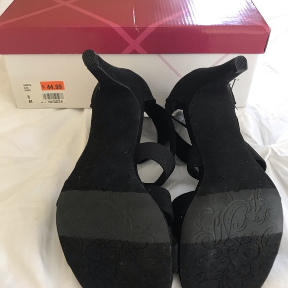 Xappeal Strappy Heel - Picture 2 of 3